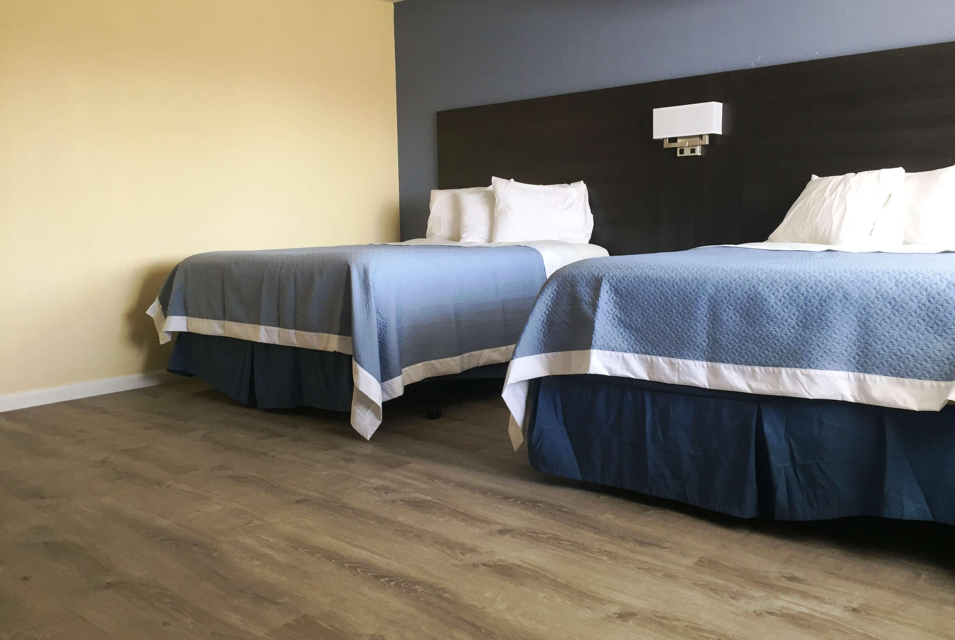 Days Inn By Wyndham Airport - פיניקס מראה חיצוני תמונה