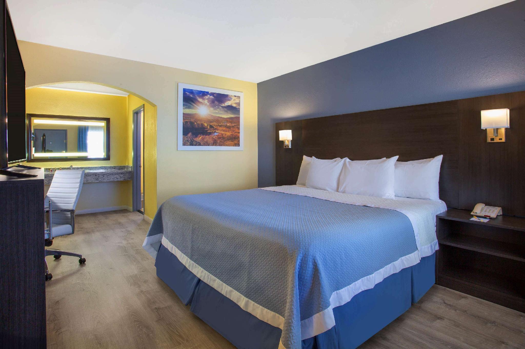 Days Inn By Wyndham Airport - פיניקס מראה חיצוני תמונה